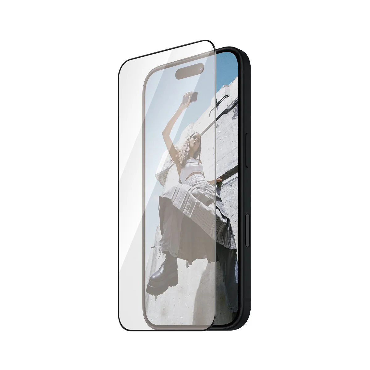 SAFE. by PanzerGlassÂź Screen Protection w. Black Frame iPhone 16 | 15 | Ultra-Wide Fit