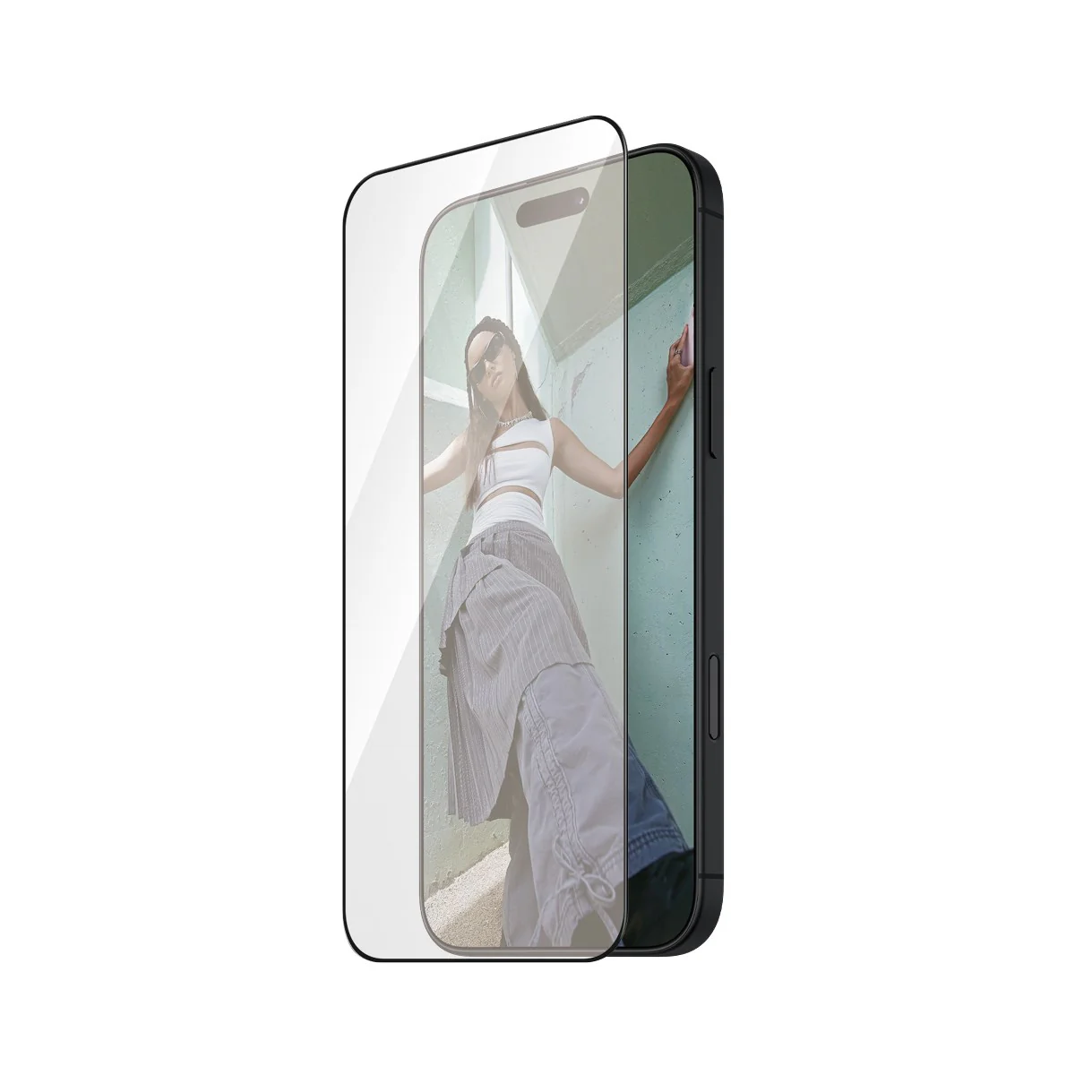 SAFE. by PanzerGlassÂź Screen Protection w. Black Frame iPhone 16 Pro | Ultra-Wide Fit