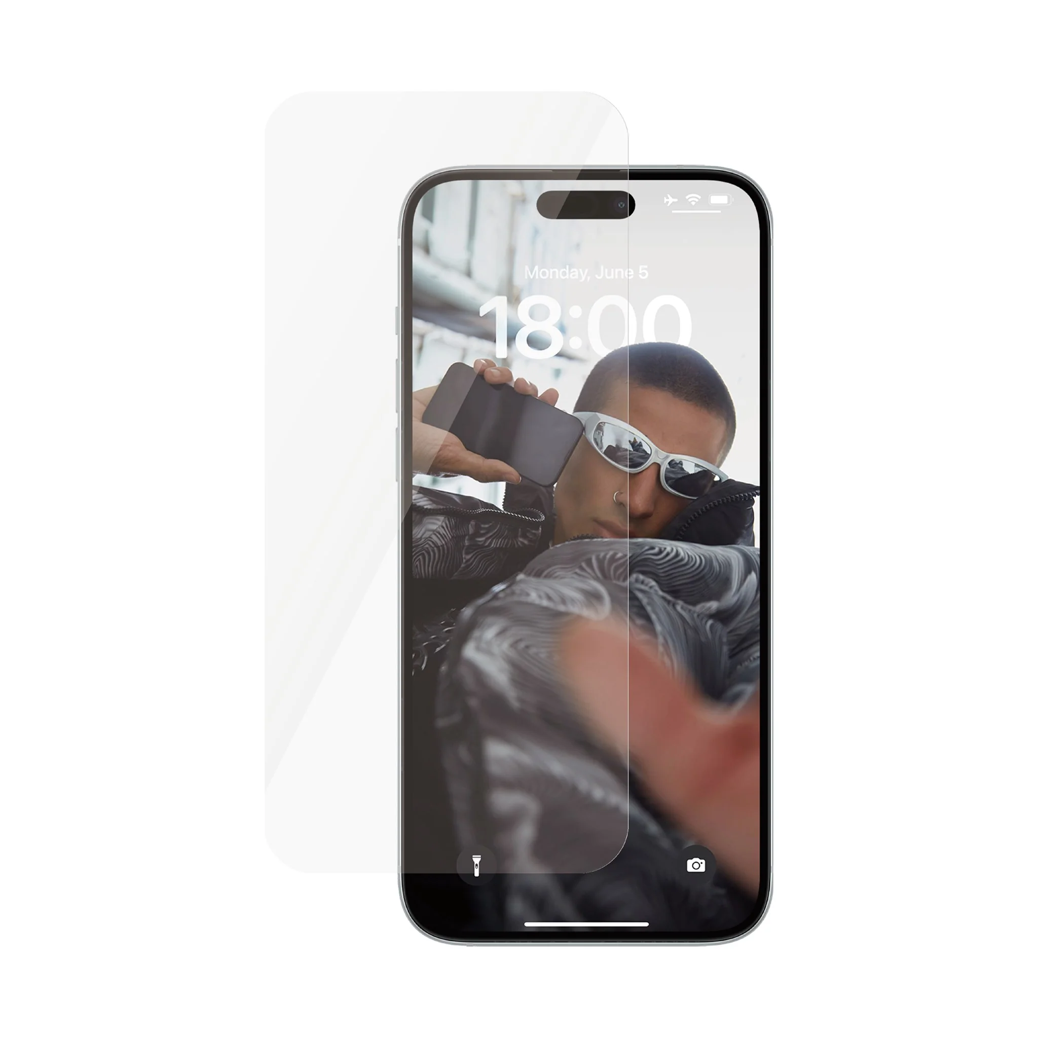SAFE. by PanzerGlass® Screen Protector iPhone 15 Plus | Ultra-Wide Fit - Image 2